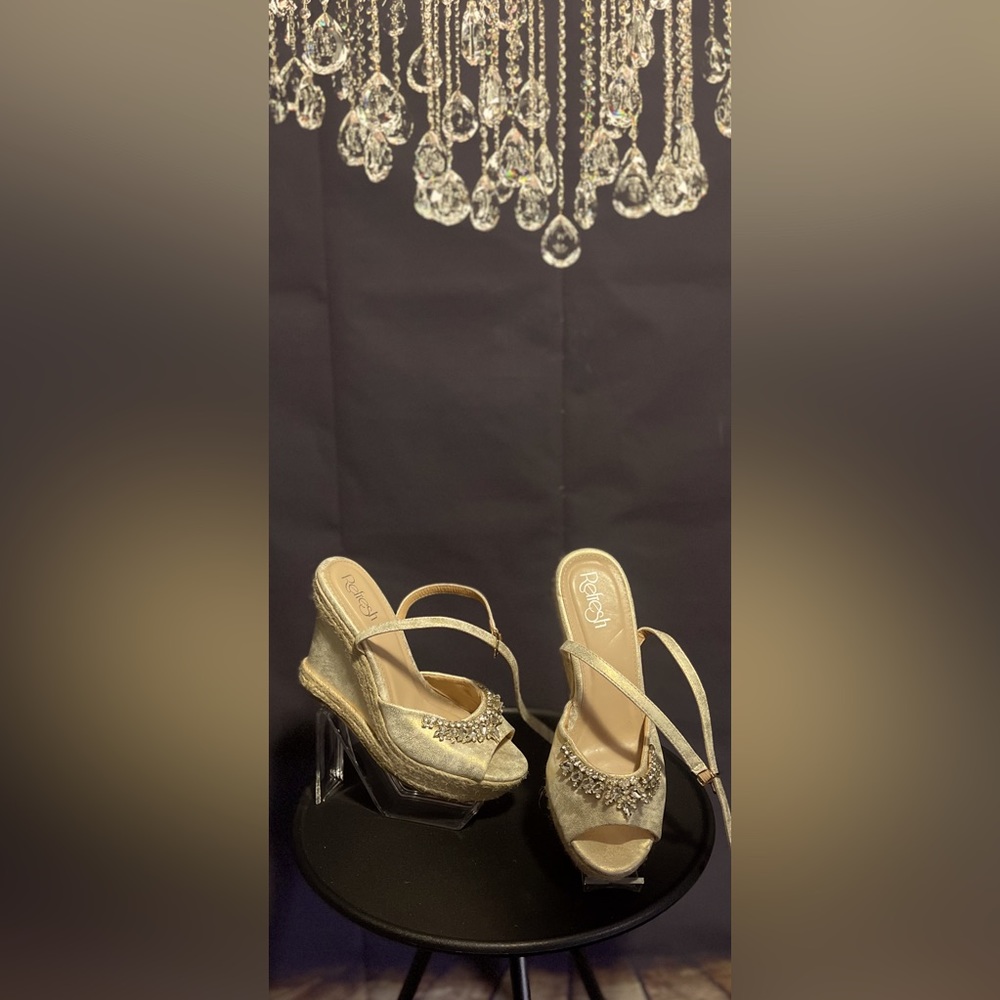 Gold wedges with rhinestones